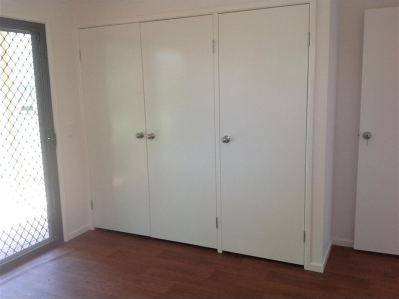 11 Roxburgh Street, Capella QLD 4723