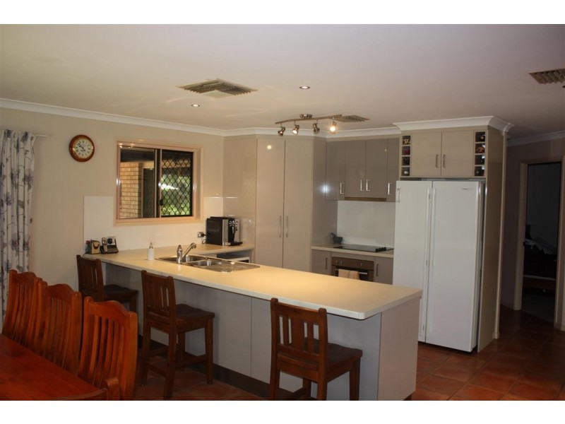 7 Staunton Street, Emerald QLD 4720
