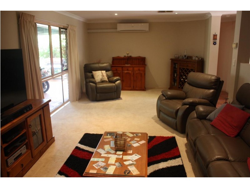 7 Staunton Street, Emerald QLD 4720