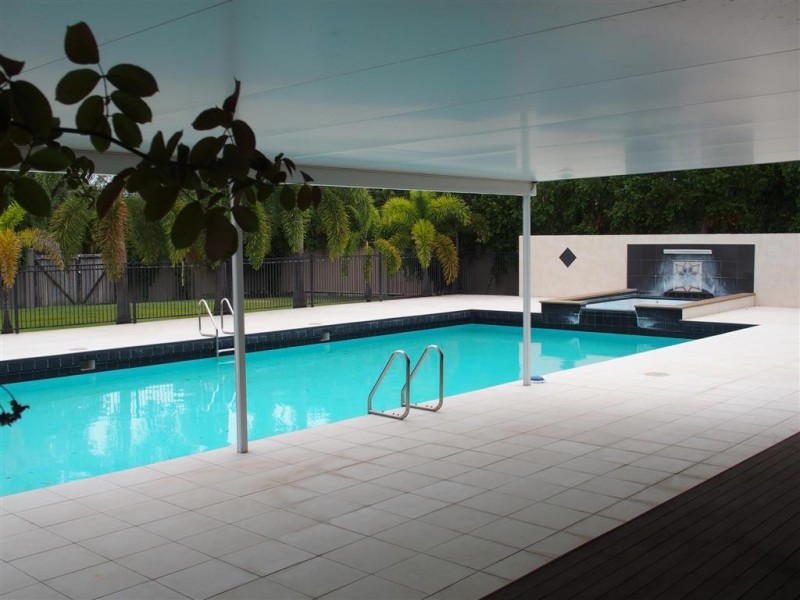 8 Campbell Ford Drive, Emerald QLD 4720