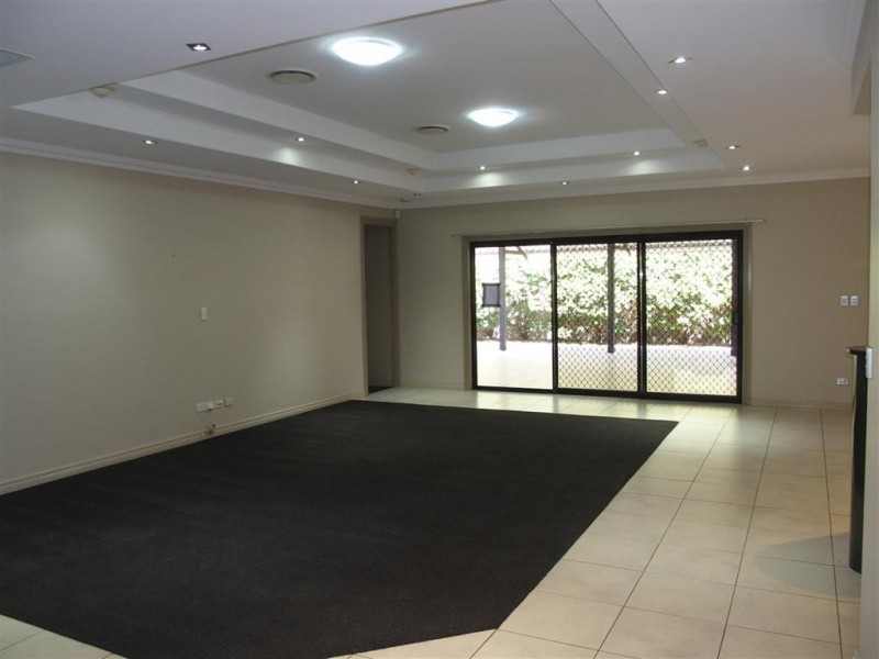 8 Campbell Ford Drive, Emerald QLD 4720