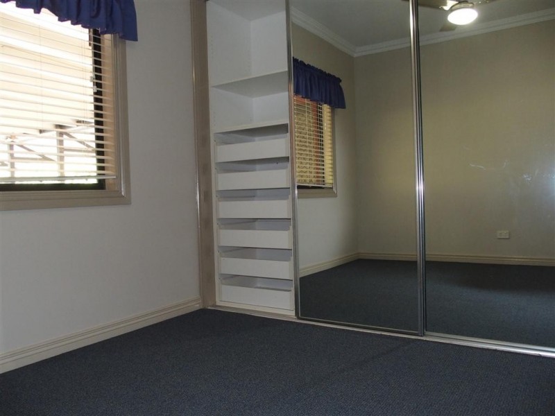 8 Campbell Ford Drive, Emerald QLD 4720