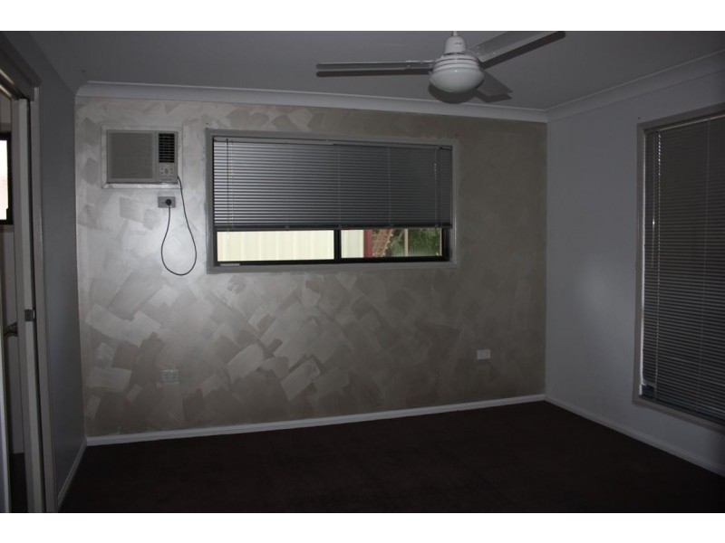 5 Alamein Drive, Emerald QLD 4720
