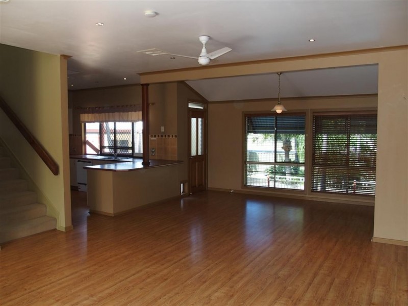 6 Julie Court, Emerald QLD 4720