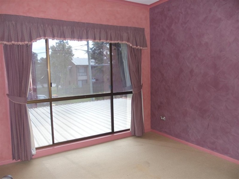 6 Julie Court, Emerald QLD 4720