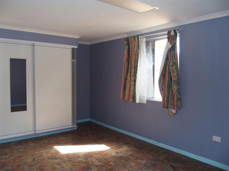 6 Julie Court, Emerald QLD 4720