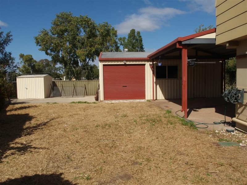 6 Julie Court, Emerald QLD 4720