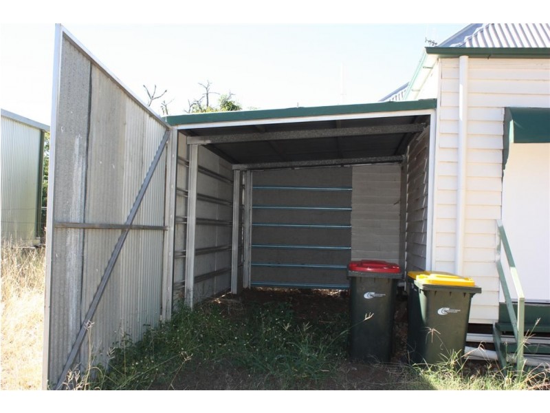 97 Woodbine Street, Springsure QLD 4722