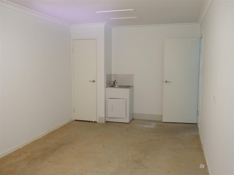 14/8 Hillcrest Street, Emerald QLD 4720