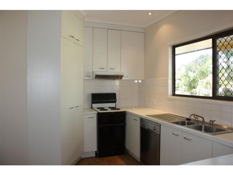 14 Gene Street, Emerald QLD 4720