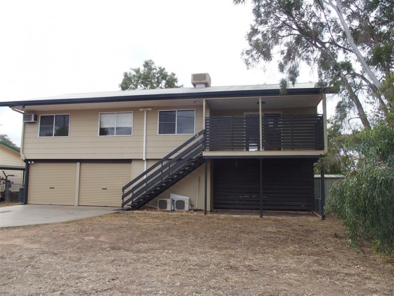 40 Alamein Drive, Emerald QLD 4720