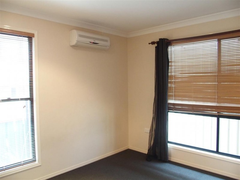 22 Callaghan Street, Emerald QLD 4720