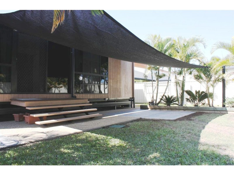 22 Callaghan Street, Emerald QLD 4720