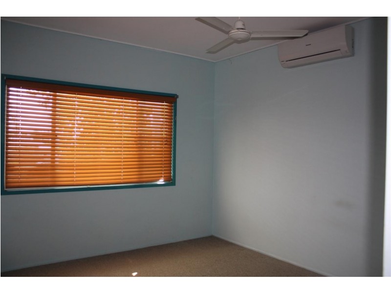 13 McLean Street, Capella QLD 4723