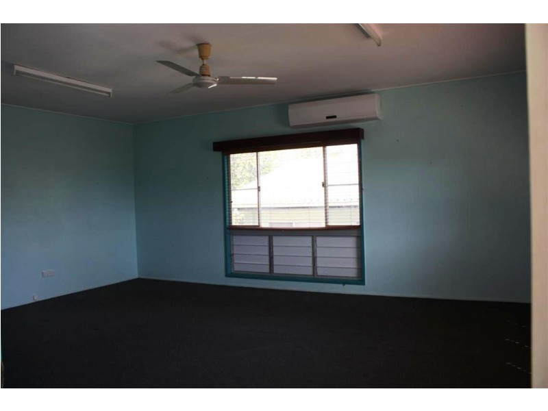 13 McLean Street, Capella QLD 4723