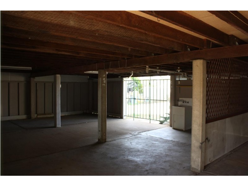 13 McLean Street, Capella QLD 4723