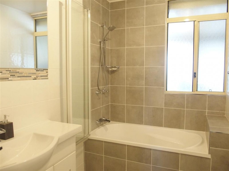 1 Akubra Drive, Emerald QLD 4720