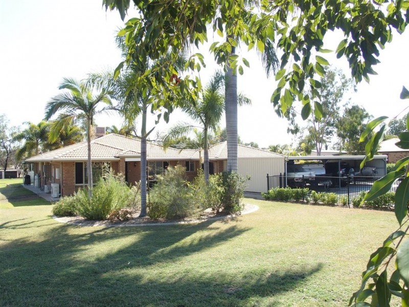 18 Akubra Drive, Emerald QLD 4720