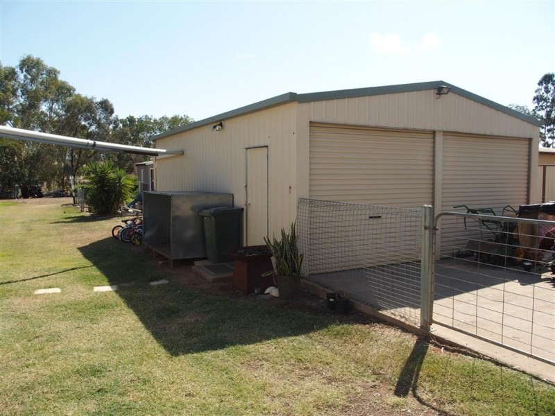 18 Akubra Drive, Emerald QLD 4720