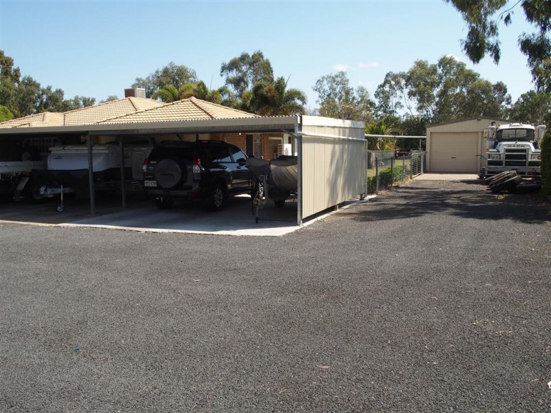 18 Akubra Drive, Emerald QLD 4720