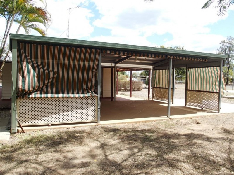 13 Edgewood Drive, Emerald QLD 4720