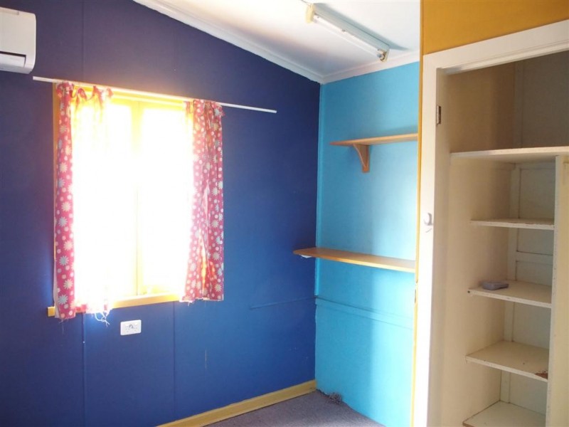 7 Robert Street, Emerald QLD 4720