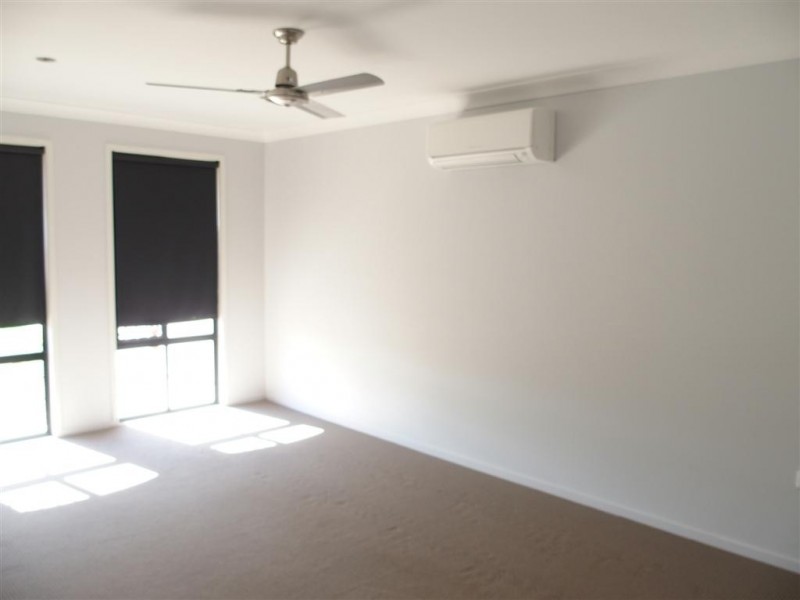 50 Mayfair Drive, Emerald QLD 4720