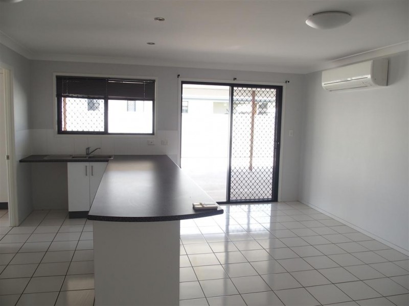 50 Mayfair Drive, Emerald QLD 4720