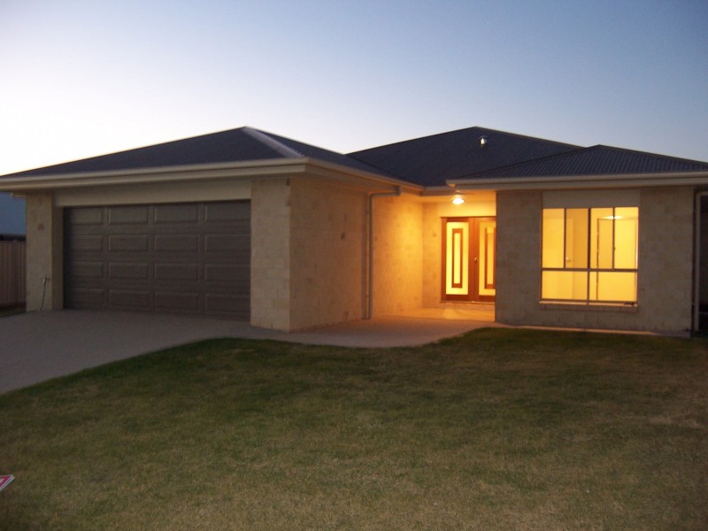 5 Coldstream Street, Emerald QLD 4720