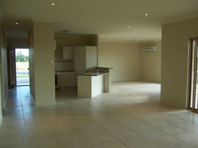 5 Coldstream Street, Emerald QLD 4720