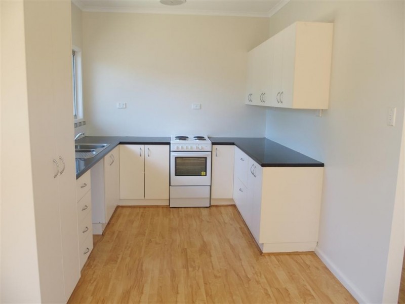 16 Bridgeman Street, Emerald QLD 4720