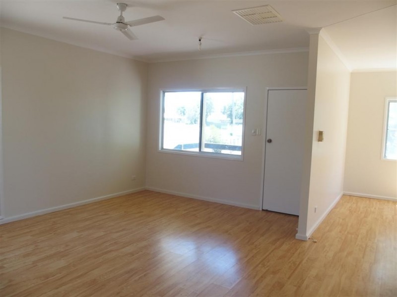 16 Bridgeman Street, Emerald QLD 4720