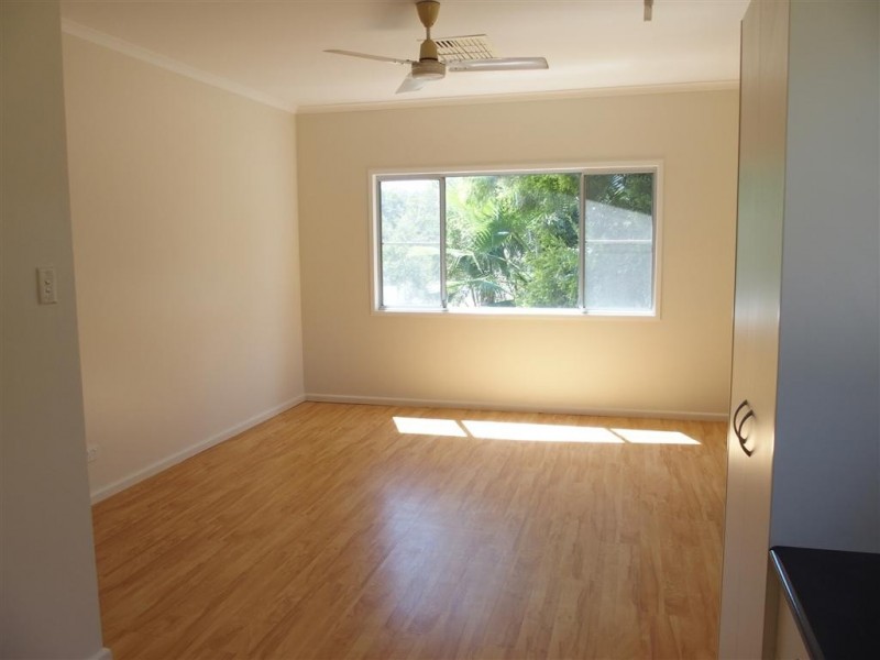 16 Bridgeman Street, Emerald QLD 4720