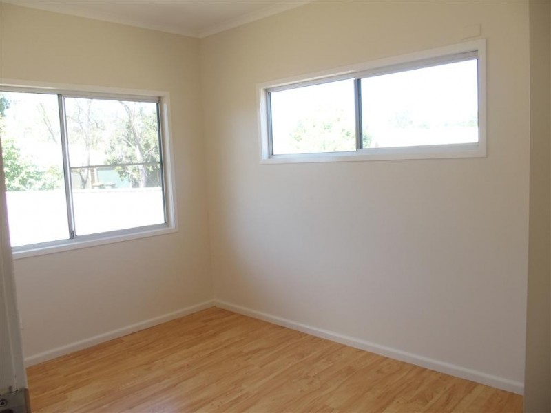 16 Bridgeman Street, Emerald QLD 4720