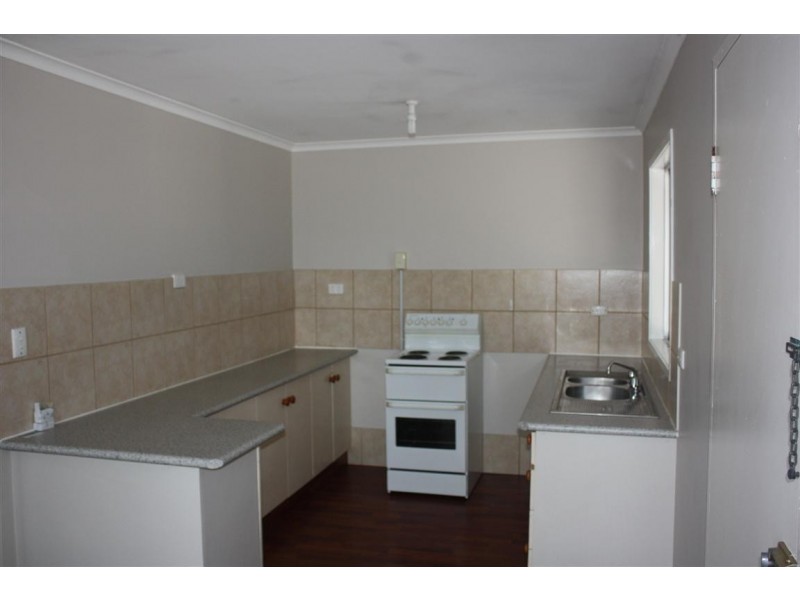72 Braeside Road, Emerald QLD 4720