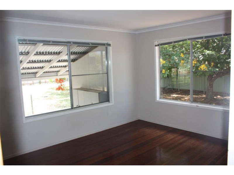 72 Braeside Road, Emerald QLD 4720