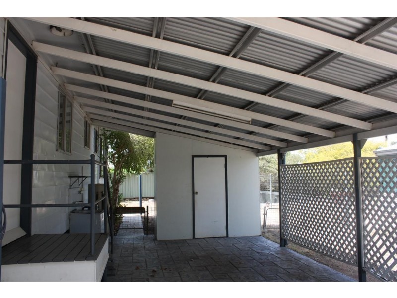 72 Braeside Road, Emerald QLD 4720