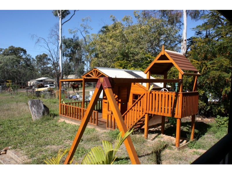 13 Old Rubyvale Road, Sapphire QLD 4702