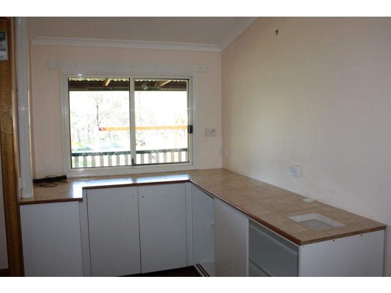 13 Old Rubyvale Road, Sapphire QLD 4702