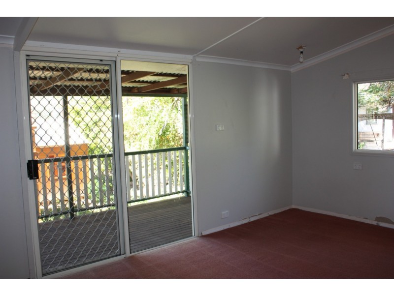 13 Old Rubyvale Road, Sapphire QLD 4702