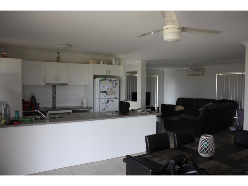 2 Lightening Street, Emerald QLD 4720