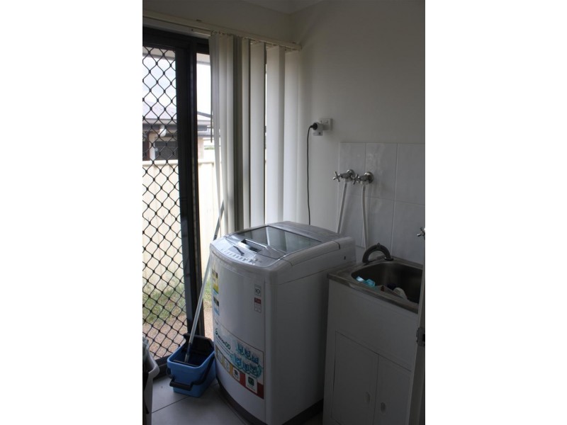 2 Lightening Street, Emerald QLD 4720