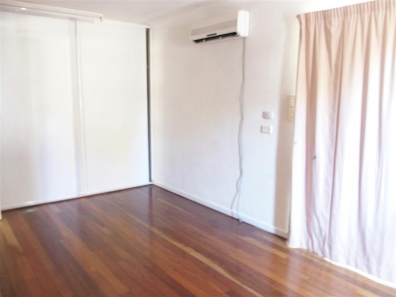 38 Moody Street, Emerald QLD 4720
