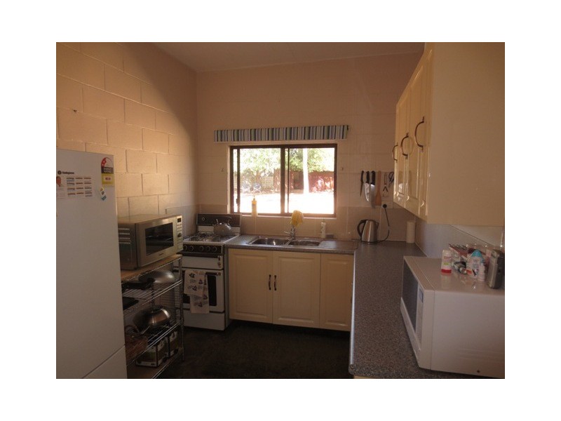 7 Baker Road, Sapphire QLD 4702