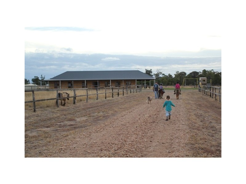 310 Glengallan Road, Emerald QLD 4720
