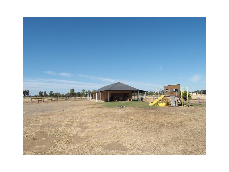 310 Glengallan Road, Emerald QLD 4720