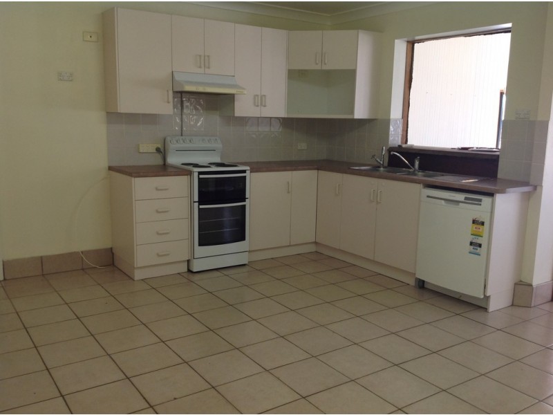 243 Glengallan Road, Emerald QLD 4720