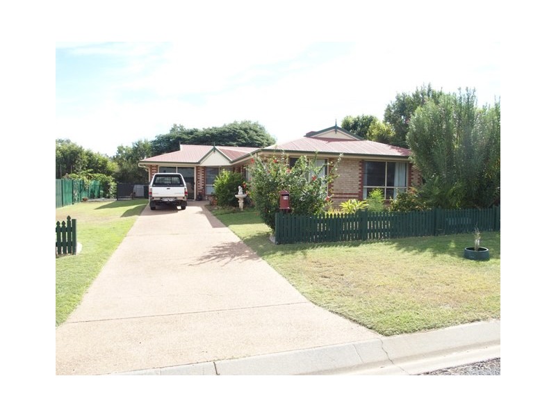 70 Crinum Crescent, Emerald QLD 4720