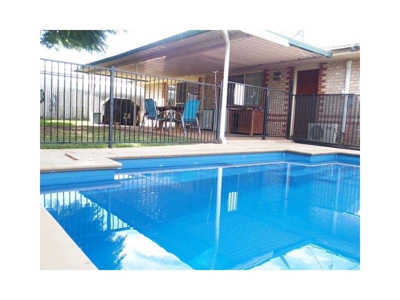 70 Crinum Crescent, Emerald QLD 4720