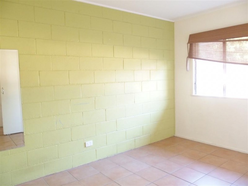 2/45 Opal Street, Emerald QLD 4720